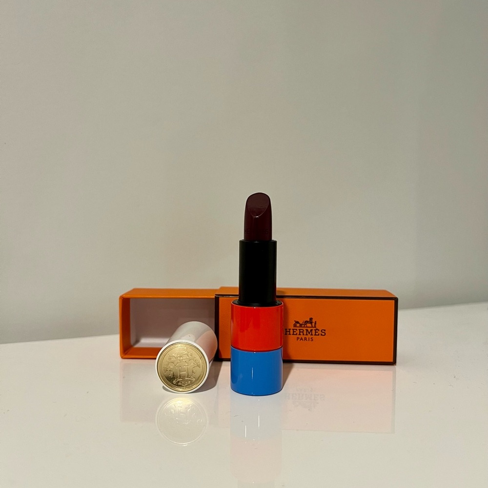 Hermès lipstick color 94 violet insense